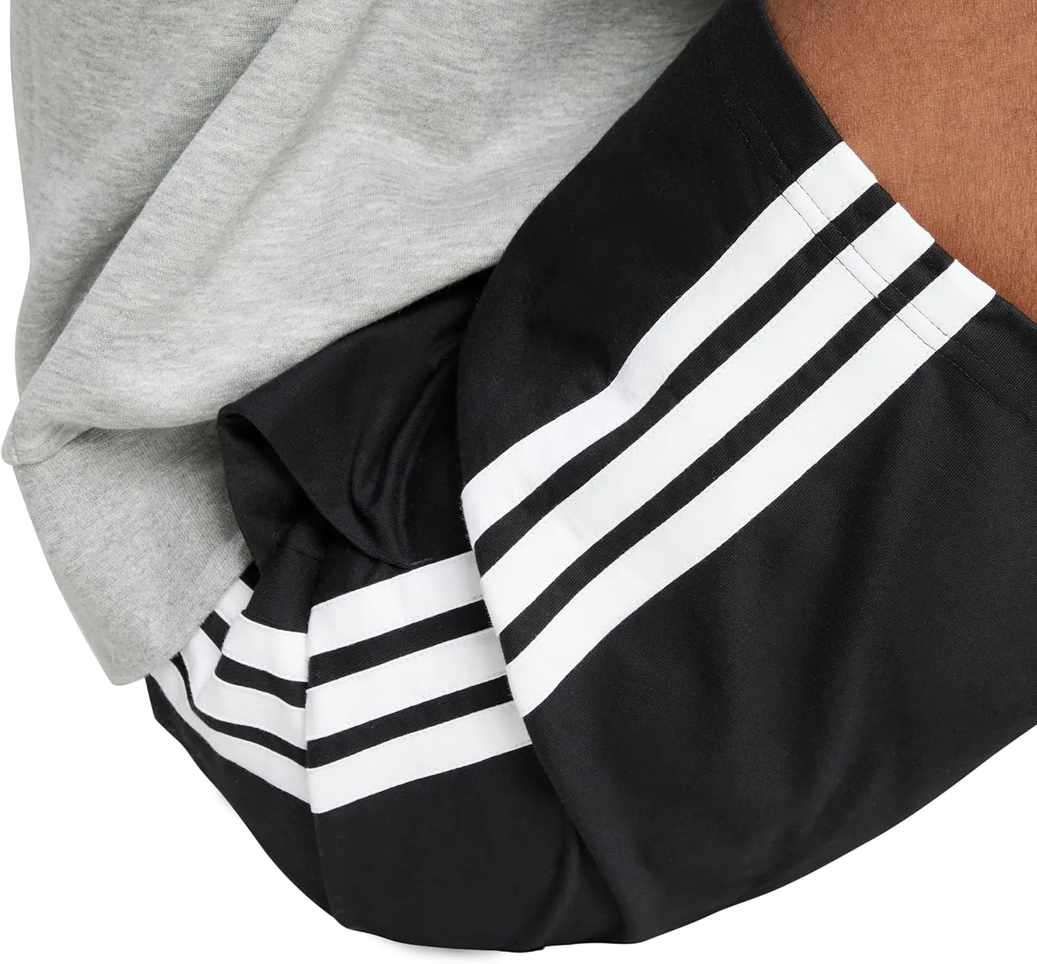 adidas Men's Essentials 3-Stripes Single Jersey 10-inch Shorts