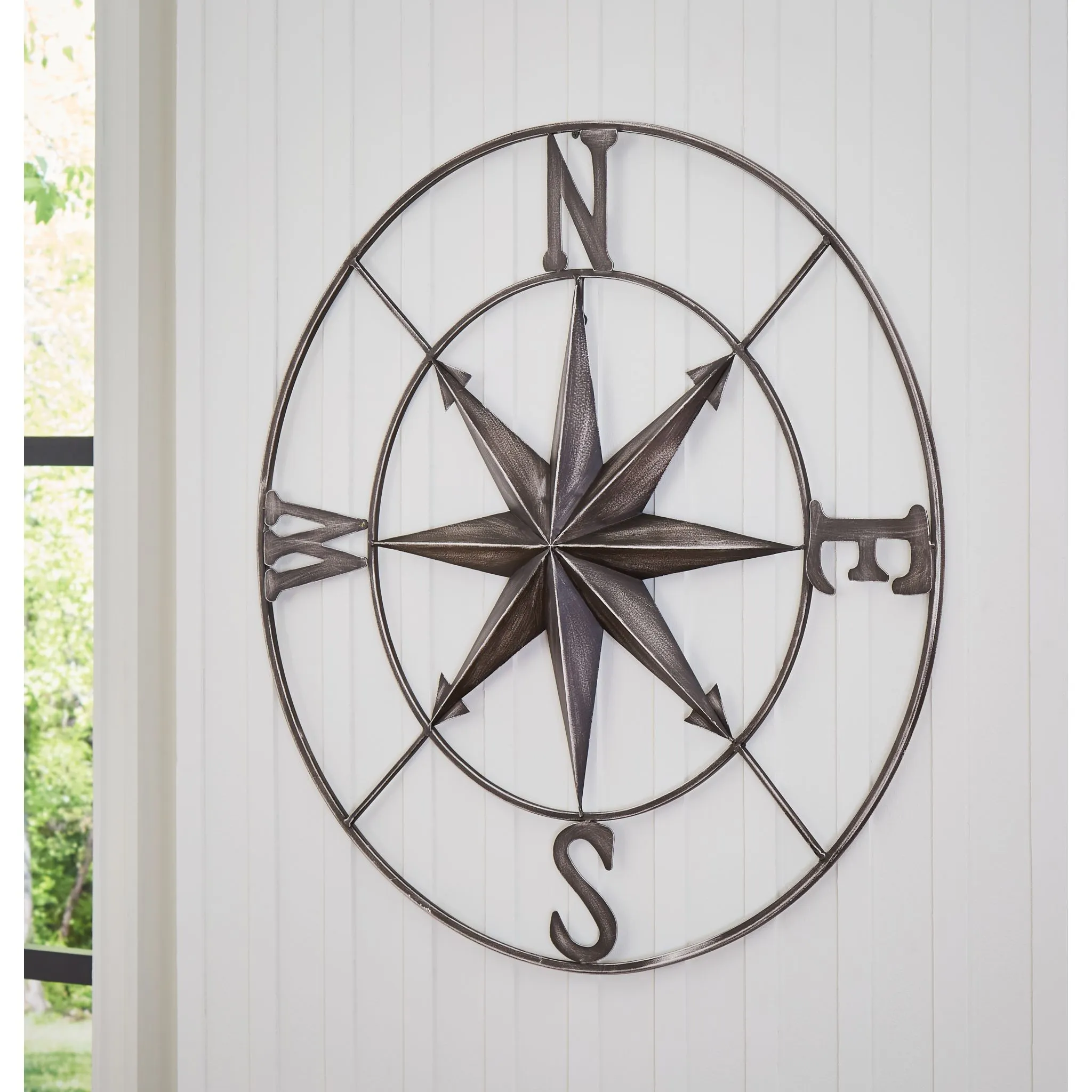 Averlain Wall Decor