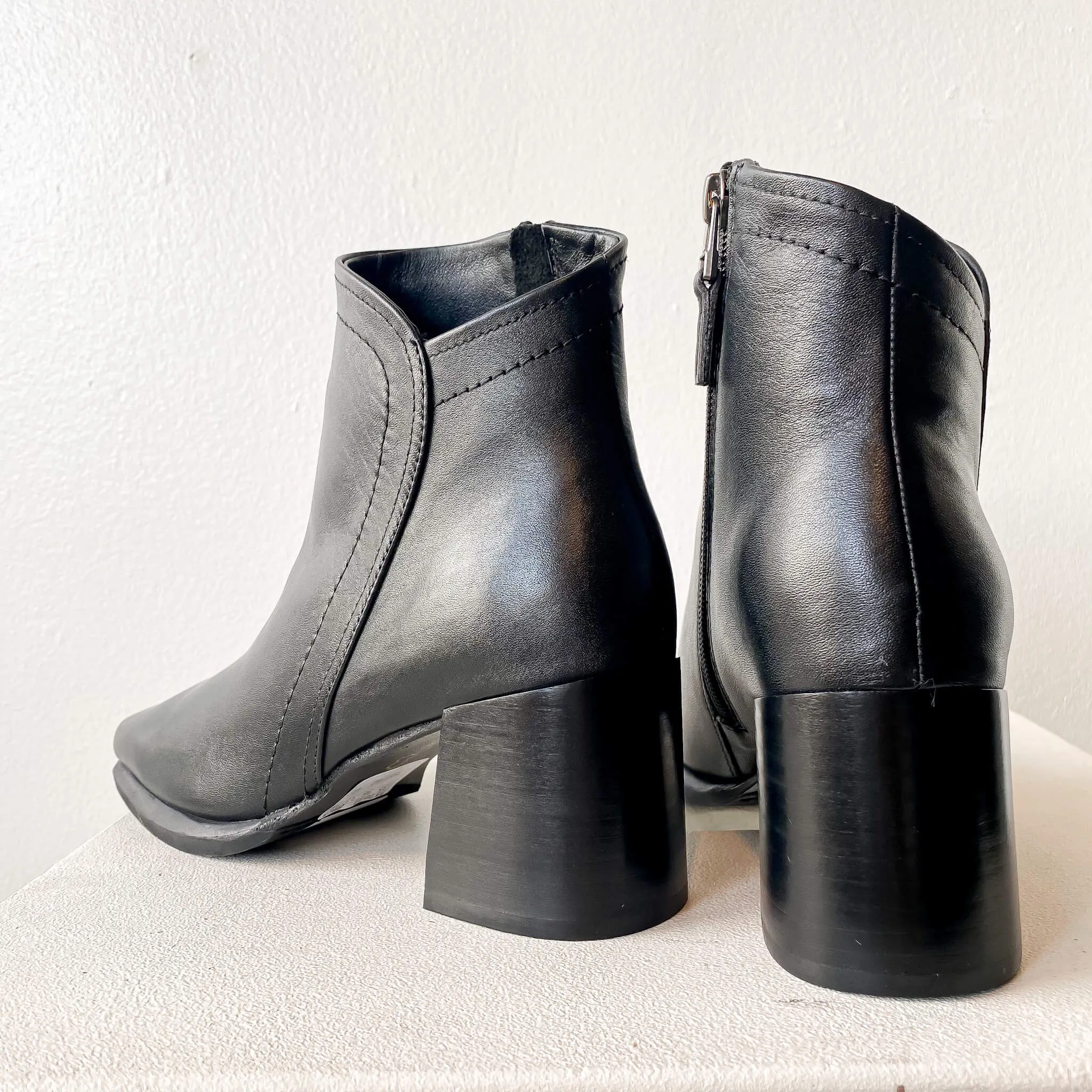 FW23 737033 | Oli | Yuko Imanishi 