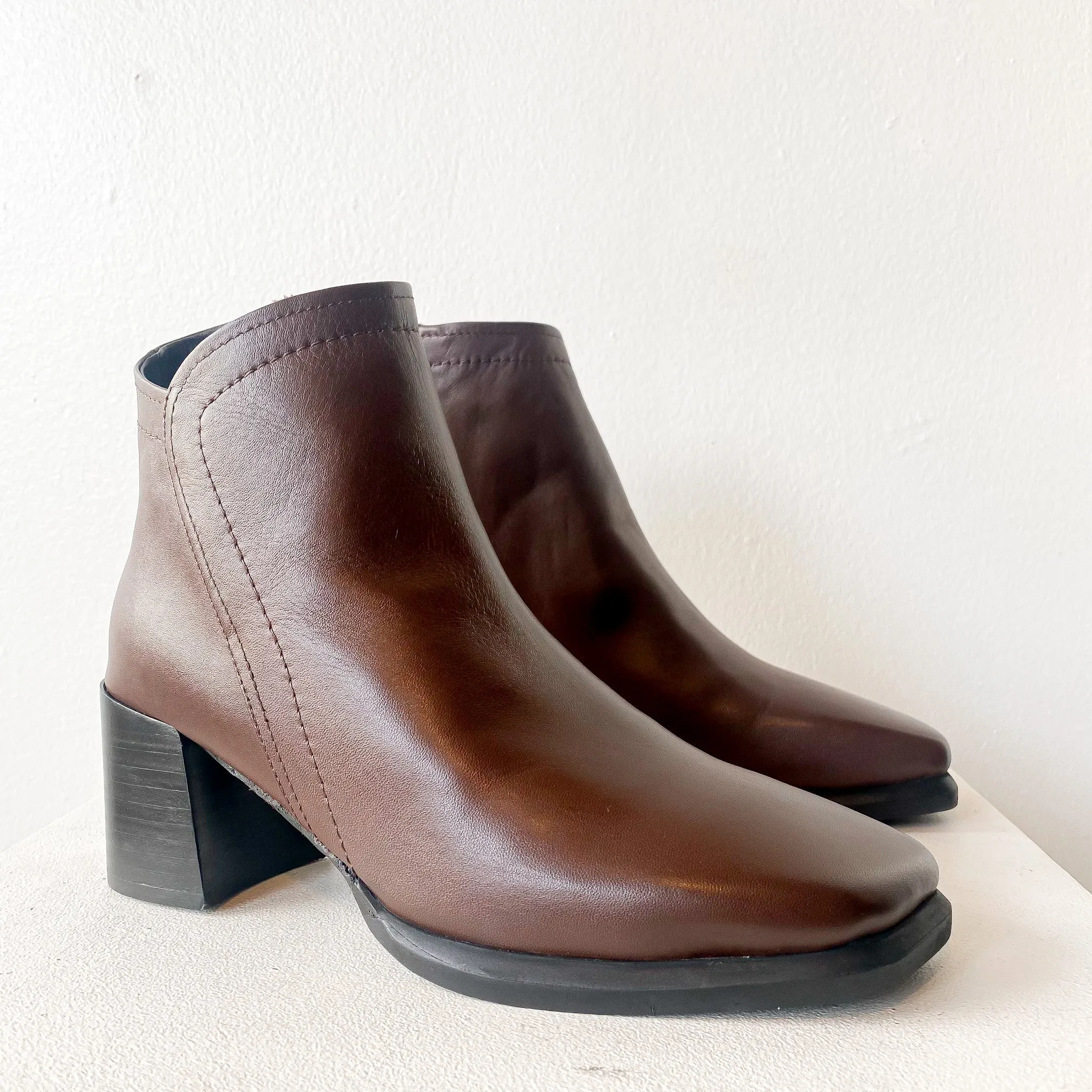 FW23 737033 | Oli | Yuko Imanishi 