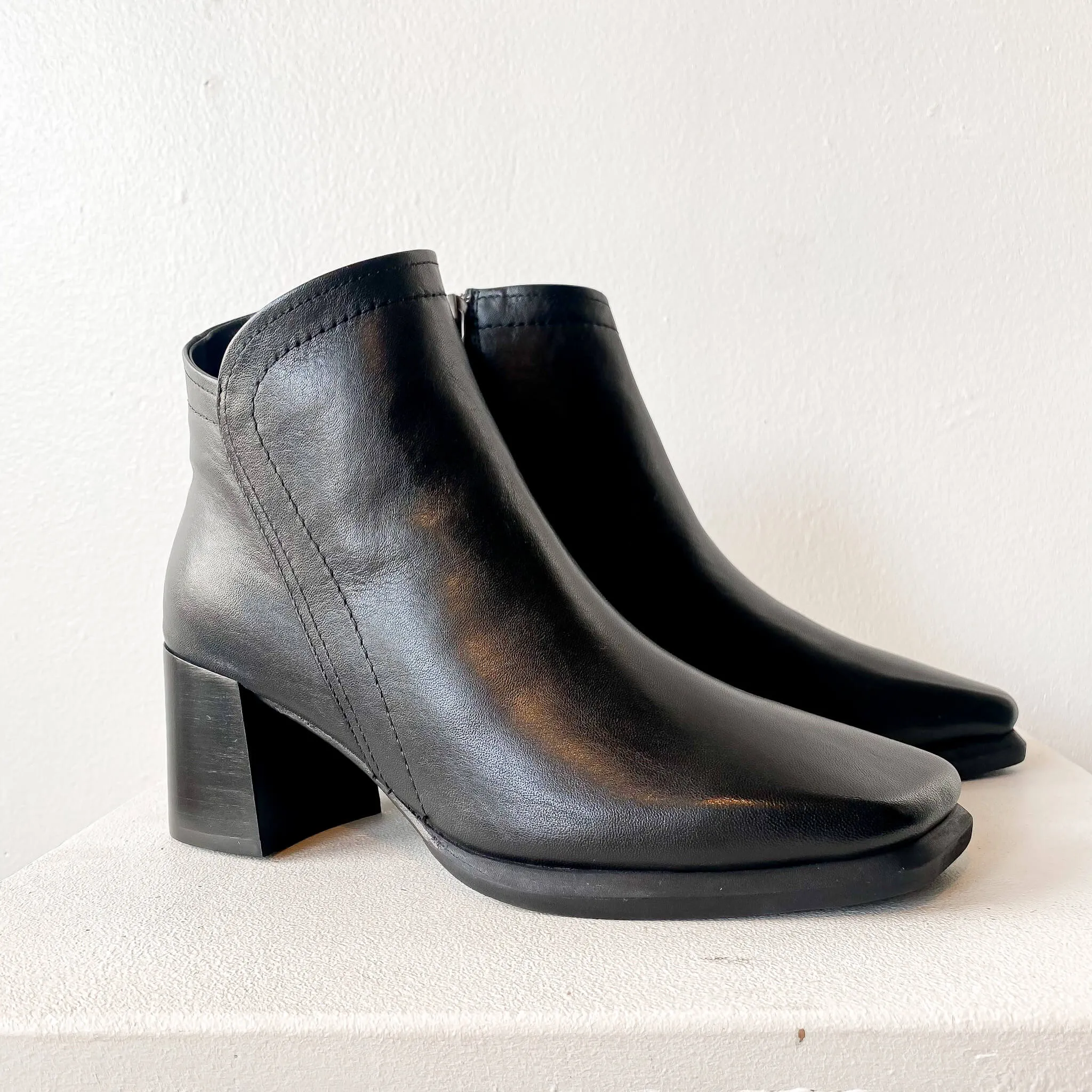 FW23 737033 | Oli | Yuko Imanishi 