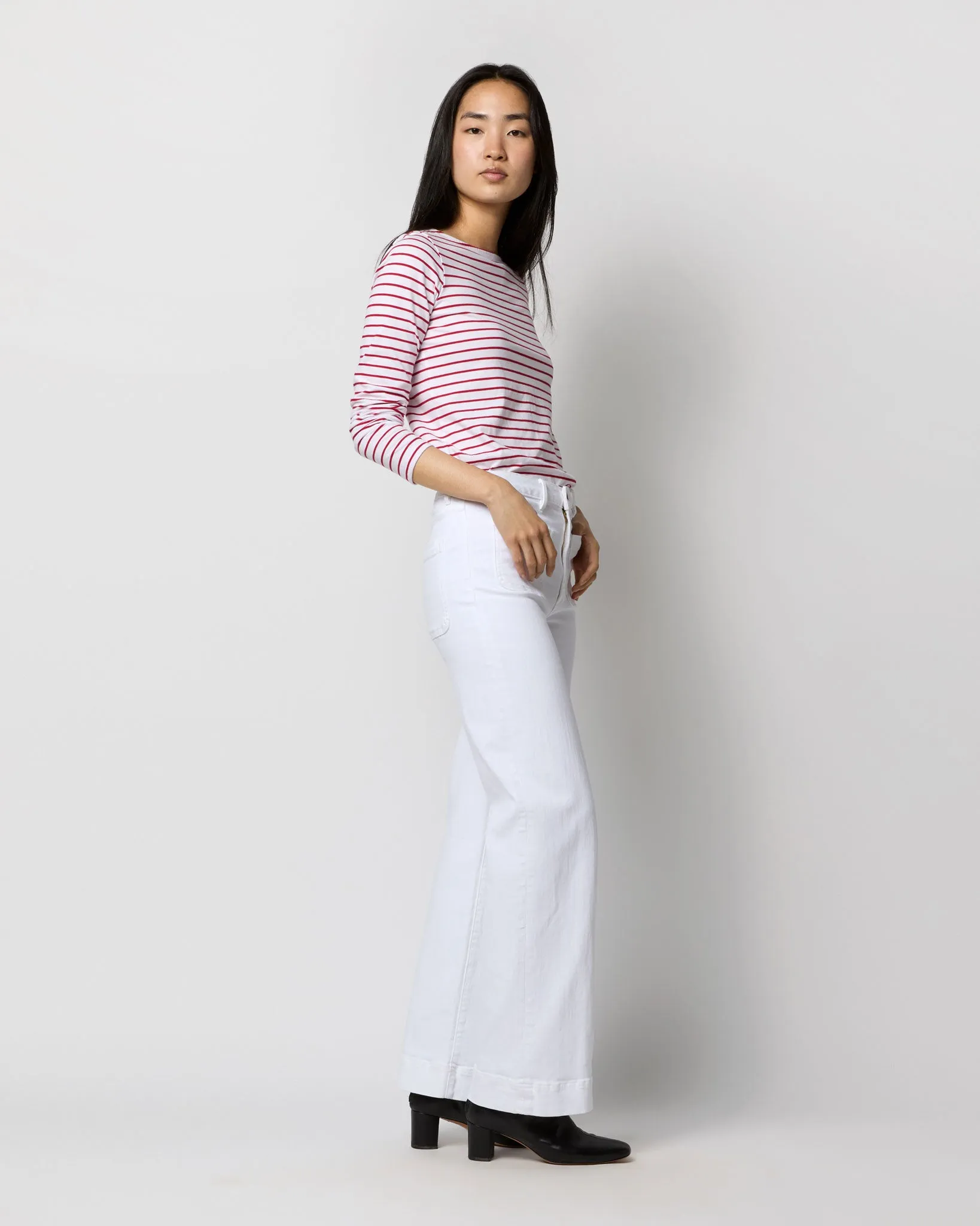 Long-Sleeved Boatneck Tee in White/Red Stripe Jersey